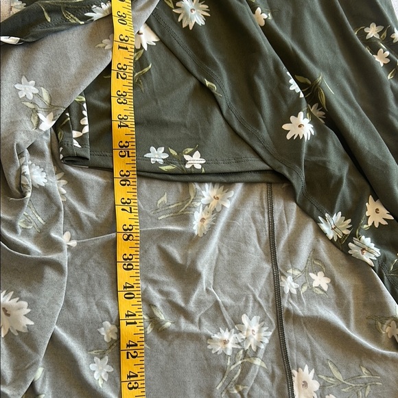 No Boundaries Green Floral Midi Dress - Picture 6 of 14